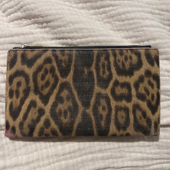 Gorgeous authentic YSL wallet with zipper - Picture 2 of 5
